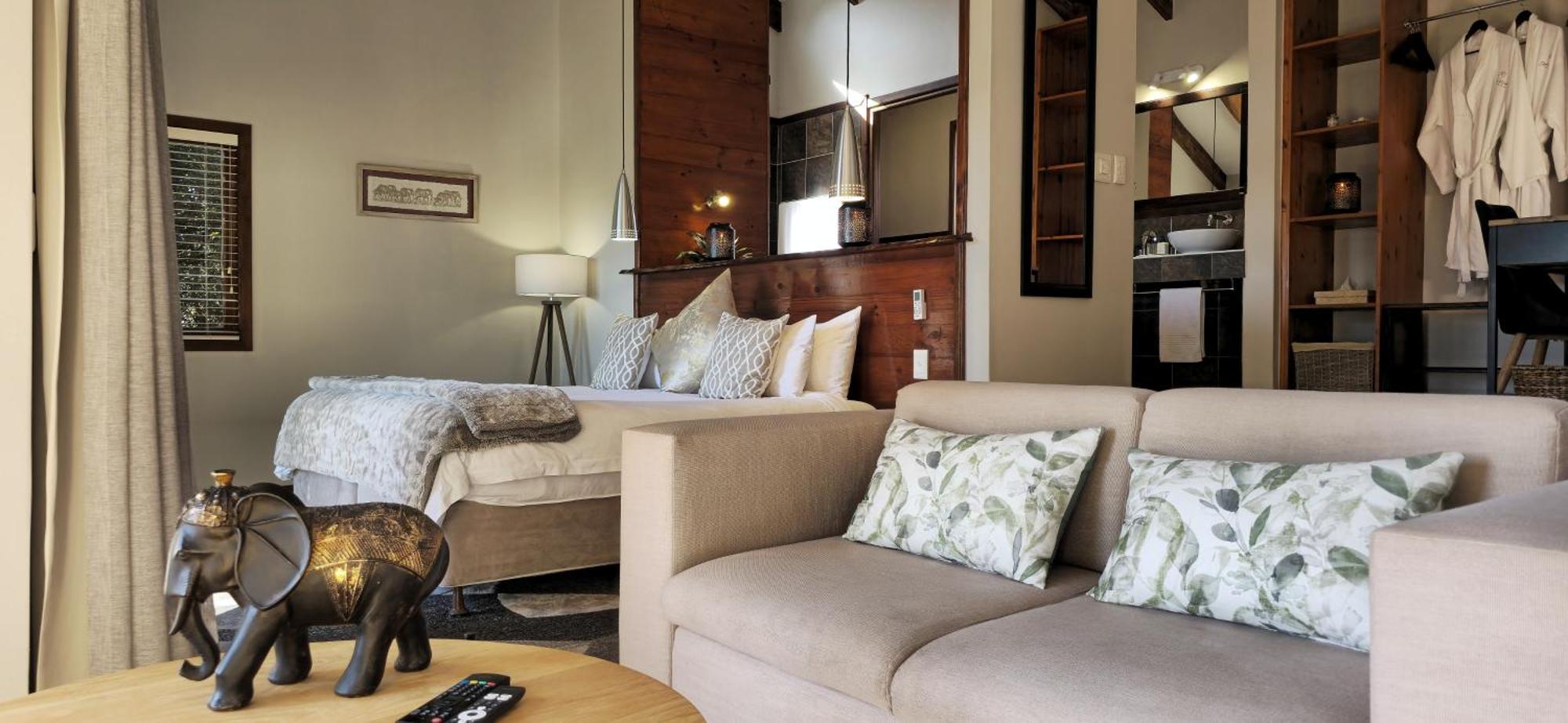 Elephant Hide Of Knysna Guest Lodge Exterior photo