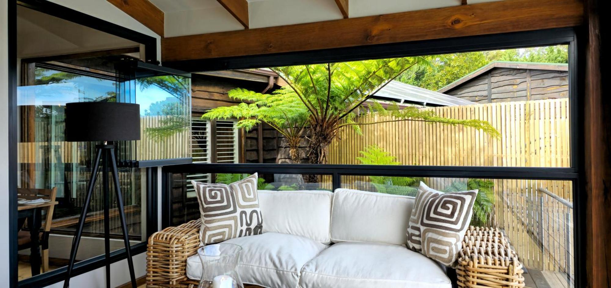 Elephant Hide Of Knysna Guest Lodge Exterior photo