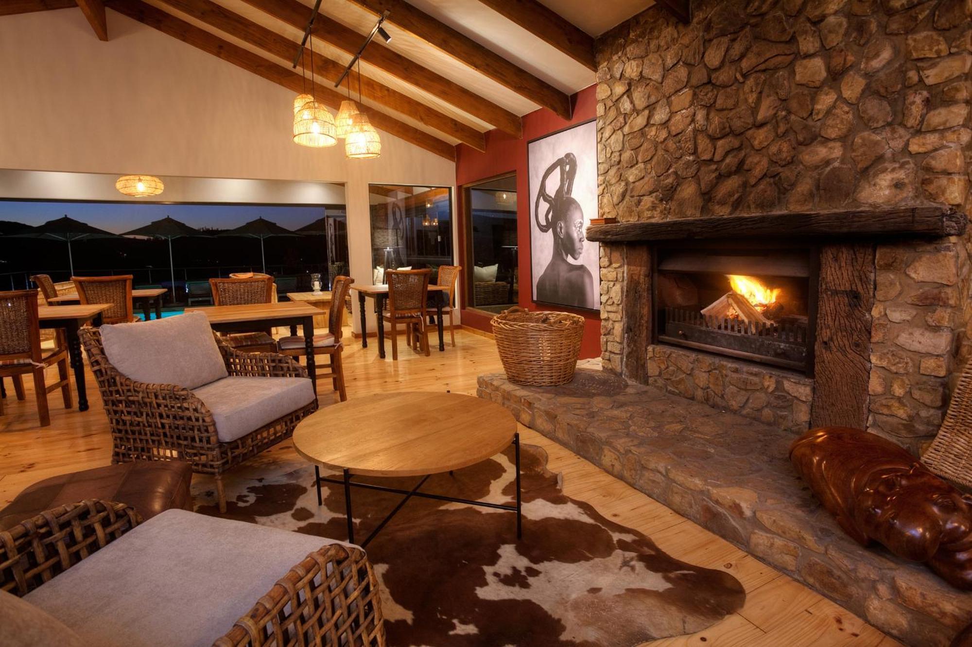 Elephant Hide Of Knysna Guest Lodge Exterior photo