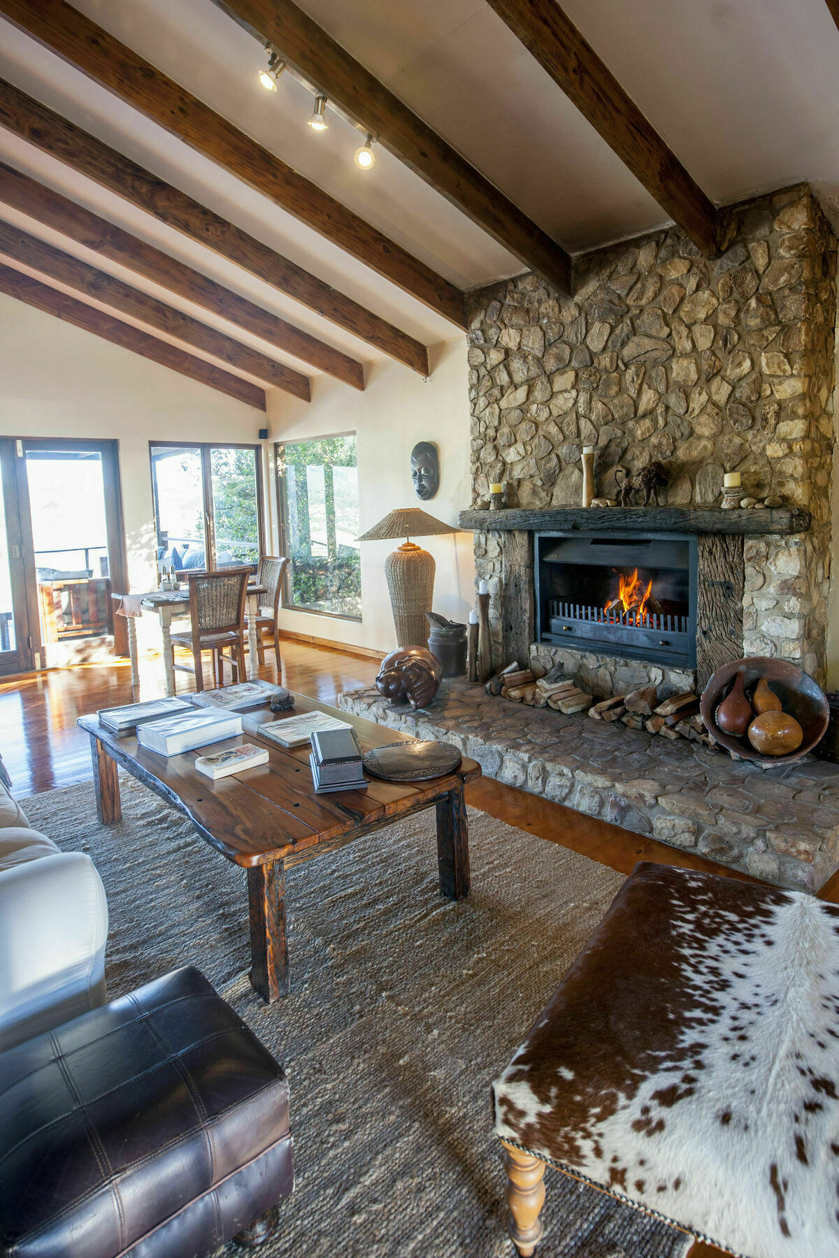 Elephant Hide Of Knysna Guest Lodge Exterior photo