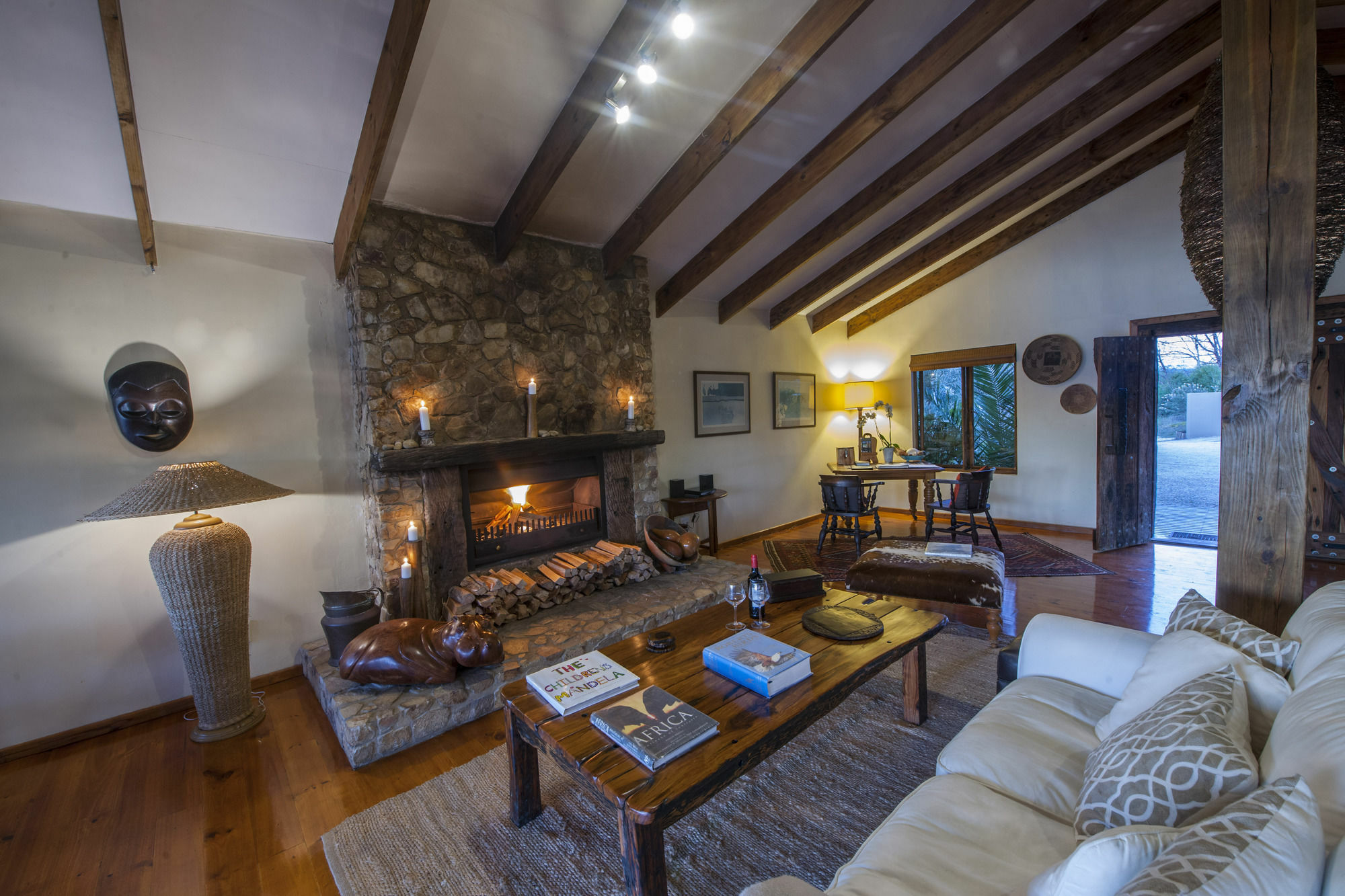 Elephant Hide Of Knysna Guest Lodge Exterior photo